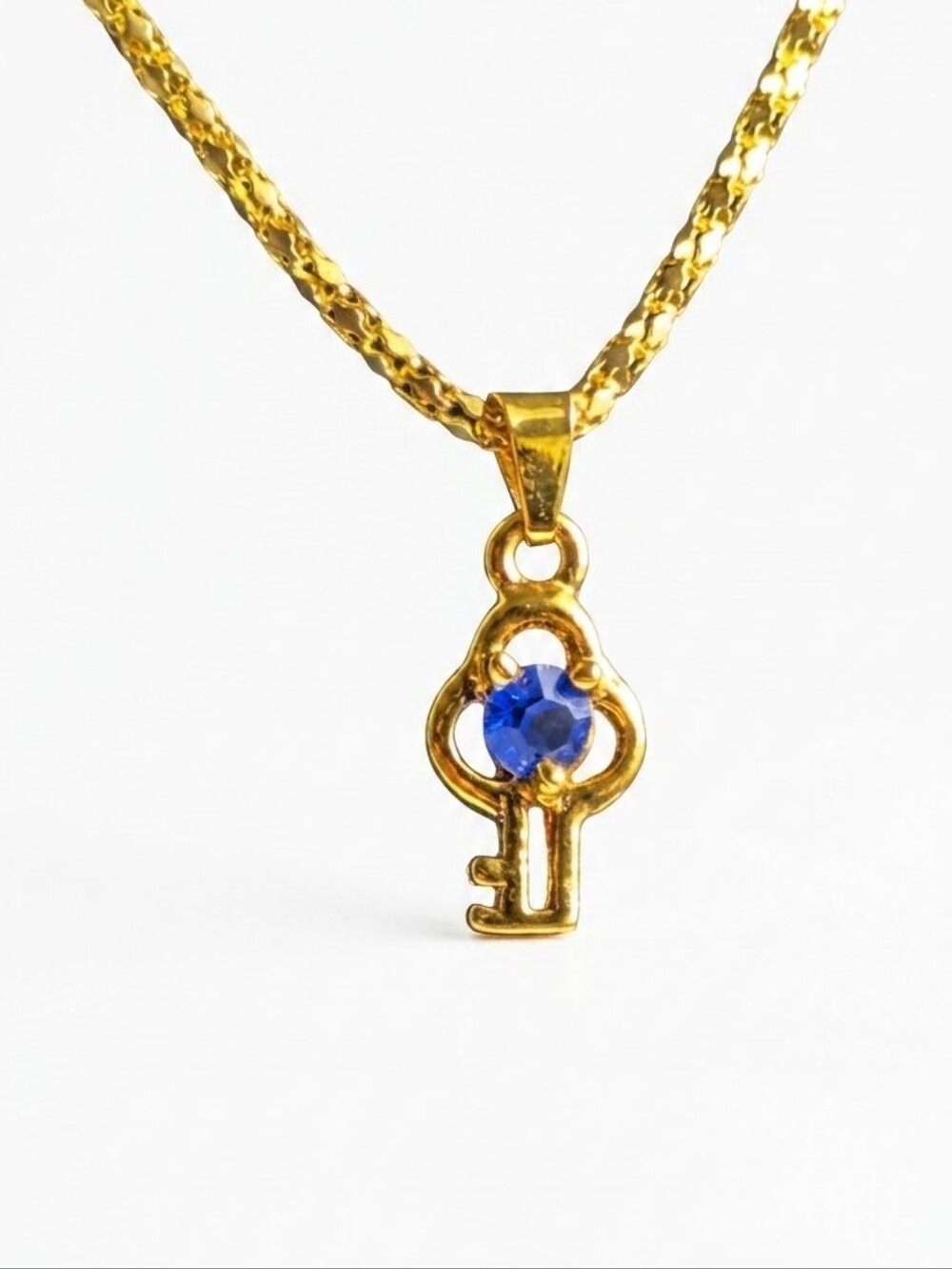 🔹(3for$20)🔹​Dainty Gold Tone Key Pendant Necklace